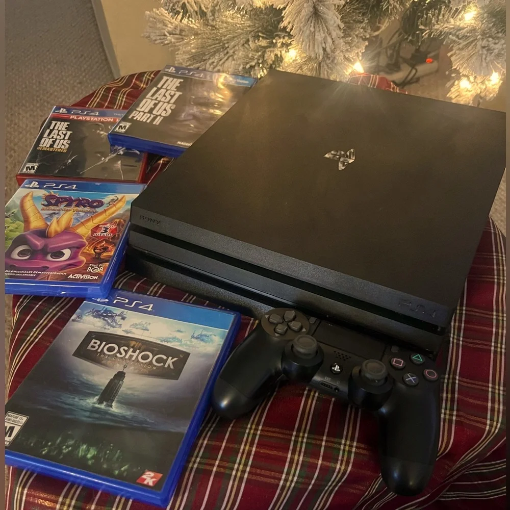 PS4 Pro 1TB Console